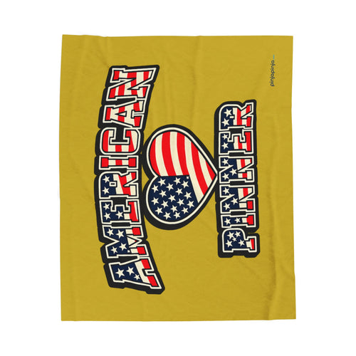 "American Pinner" Beach Blanket – Patriotic Heart USA Cozy